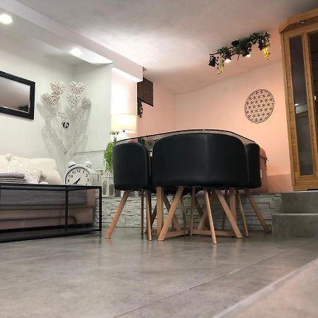 Paradise Jacuzzi & Sauna Ика Экстерьер фото